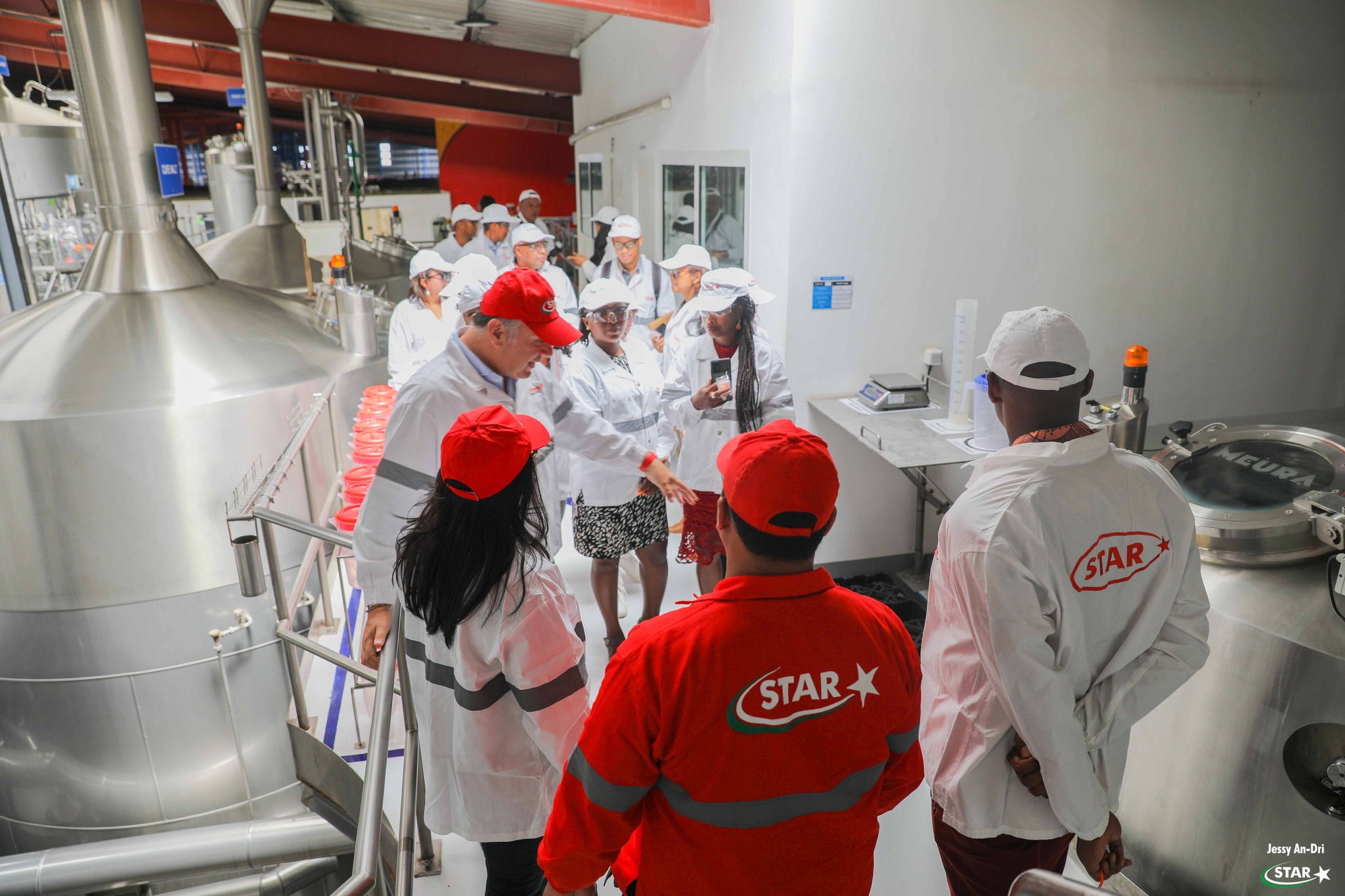 Visite de l'Usine d'Ambatolampy par l'EDBM