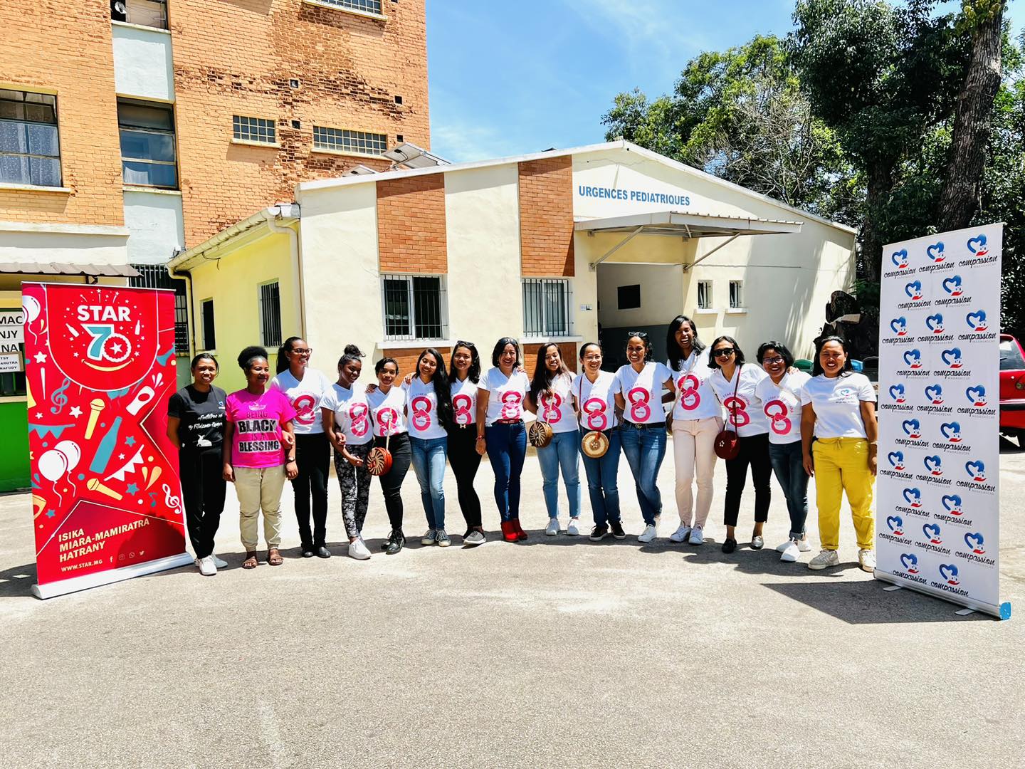 Les femmes STAR dévouées pour la Célébration du 08 Mars