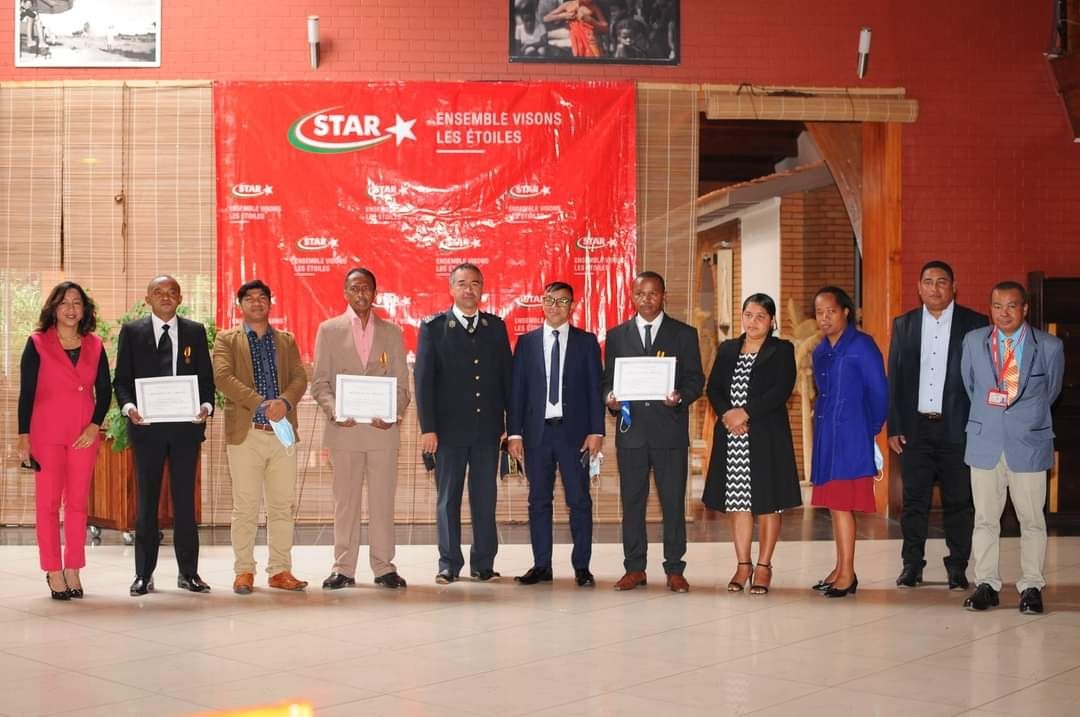 La remise de médailles des collaborateurs STAR de Fianarantsoa et Manakara a eu lieu le 15 Juillet 2021 à Fianarantsoa.