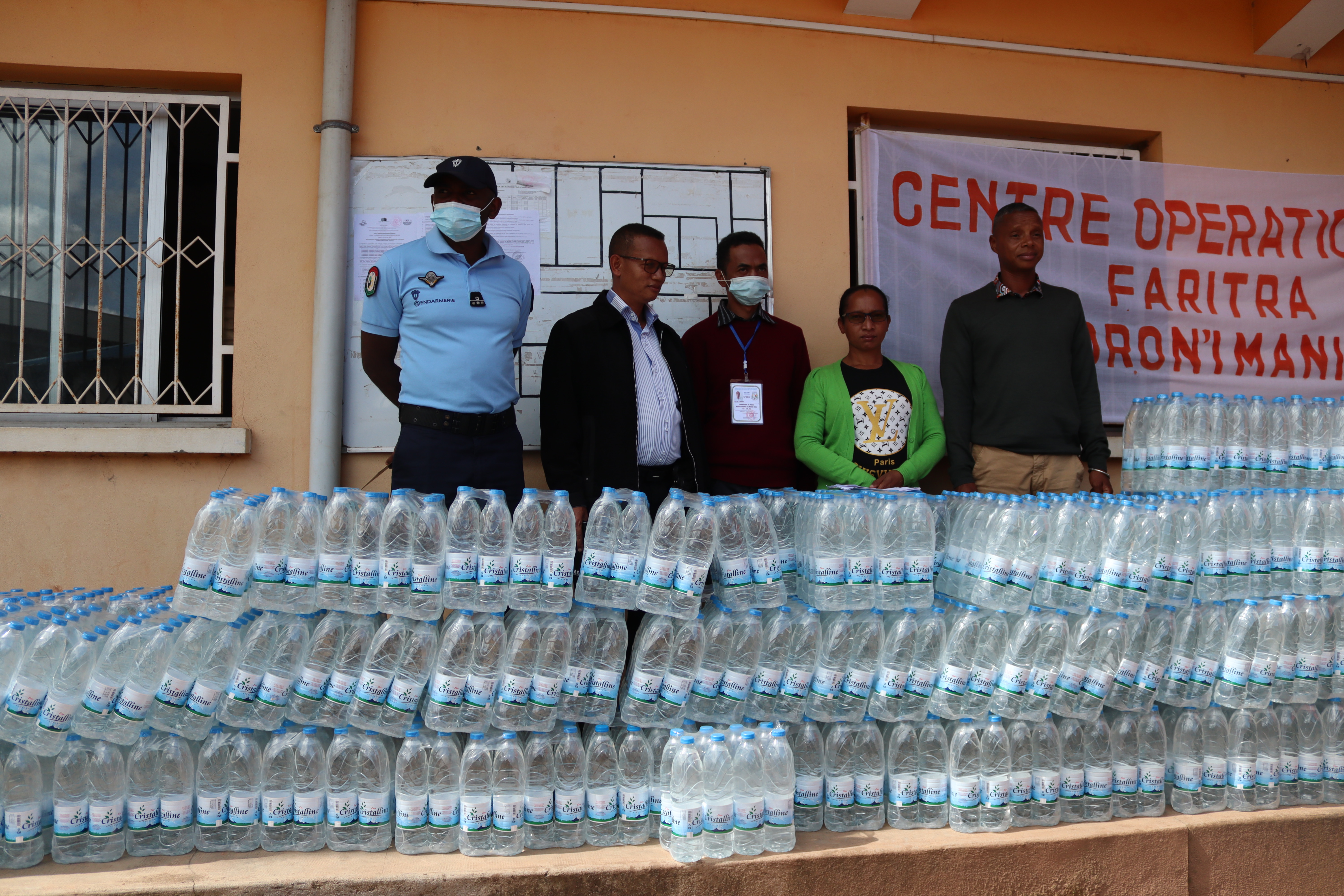 Dotation aux victimes du région AMORON'I MANIA