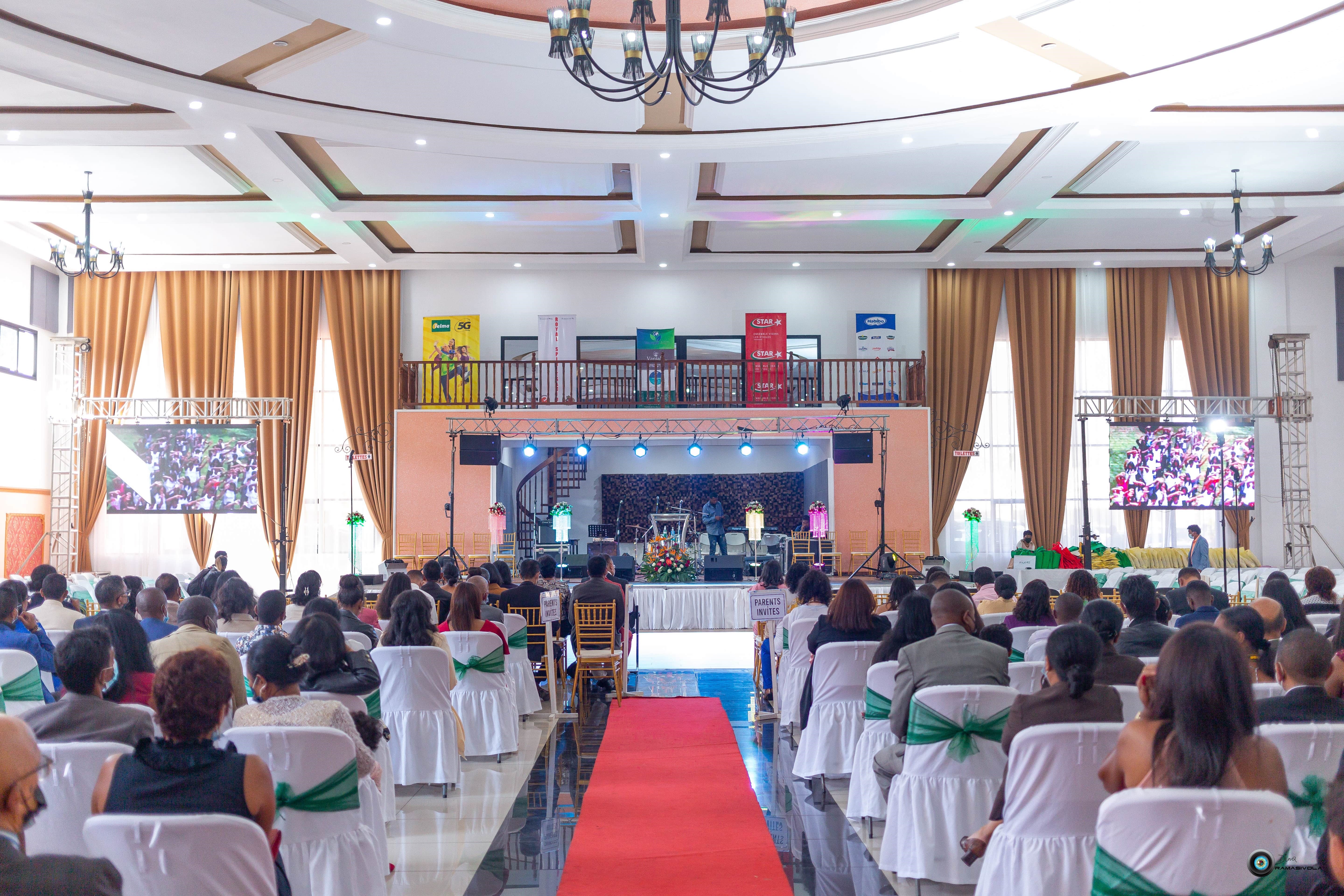 Sortie de promotion de l'université Aceem