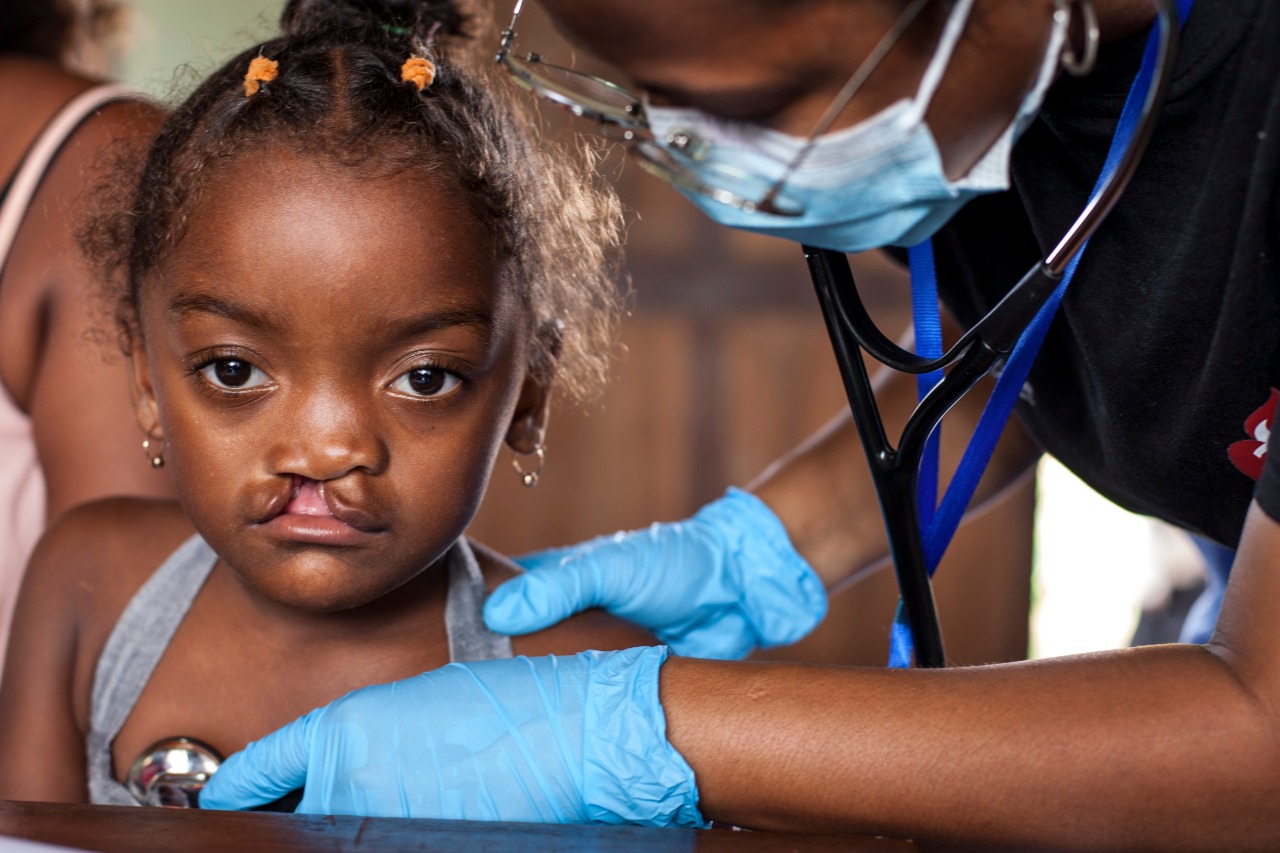La reprise des activités de "Opération Smile" soutenue par STAR