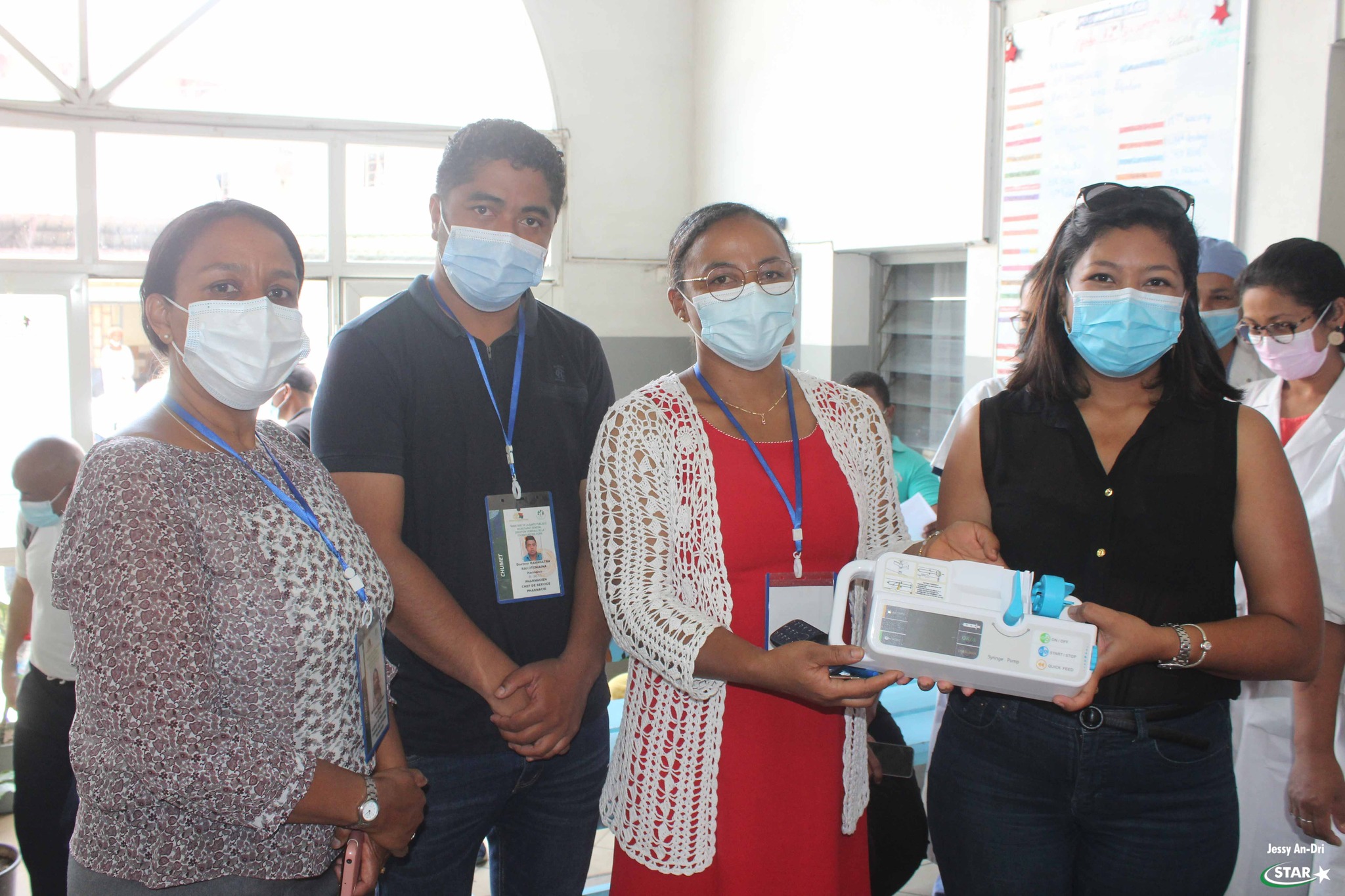 Dotation de matériels médicaux et de rangement pour les patients du CHUMET