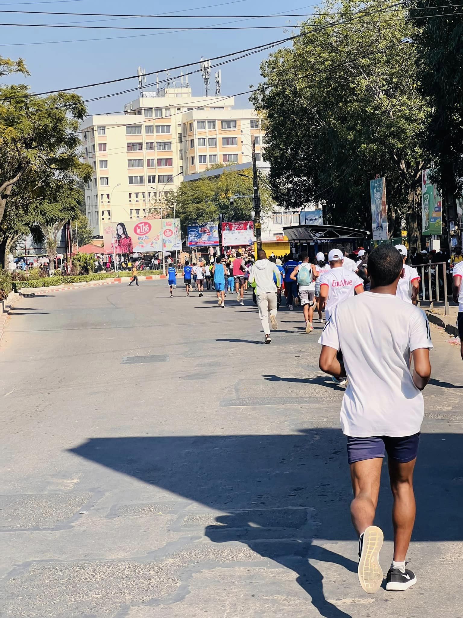 Eau Vive Athlétisme pour tous : un événement sportif inspirant à Antananarivo