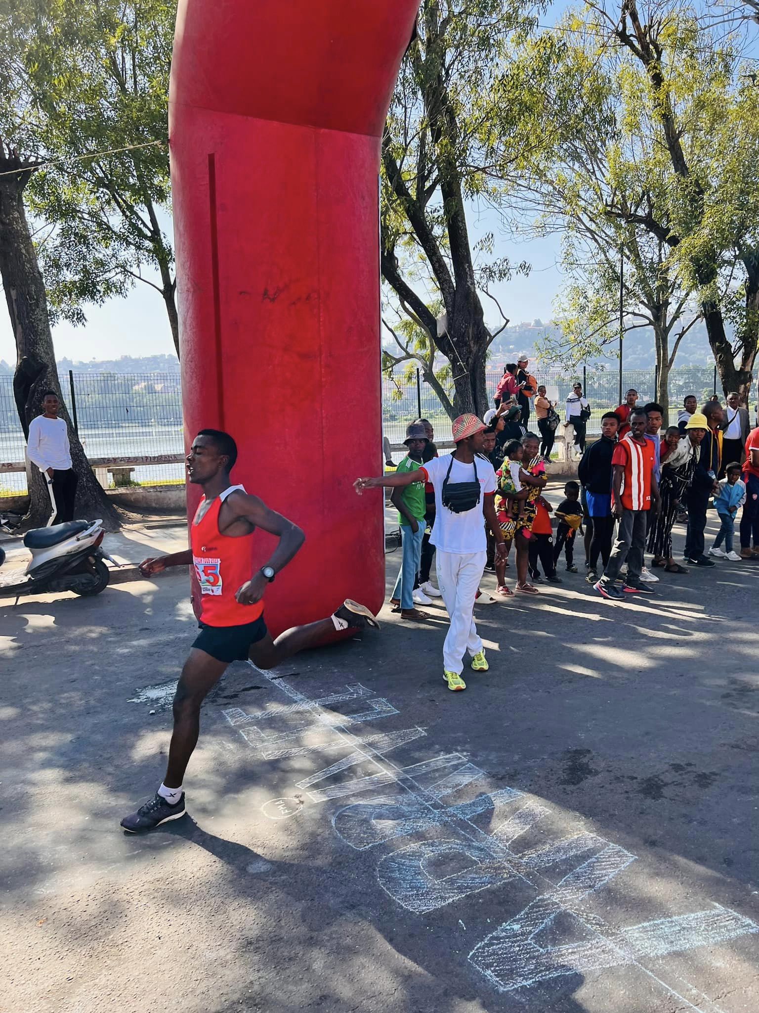 Eau Vive Athlétisme pour tous : un événement sportif inspirant à Antananarivo