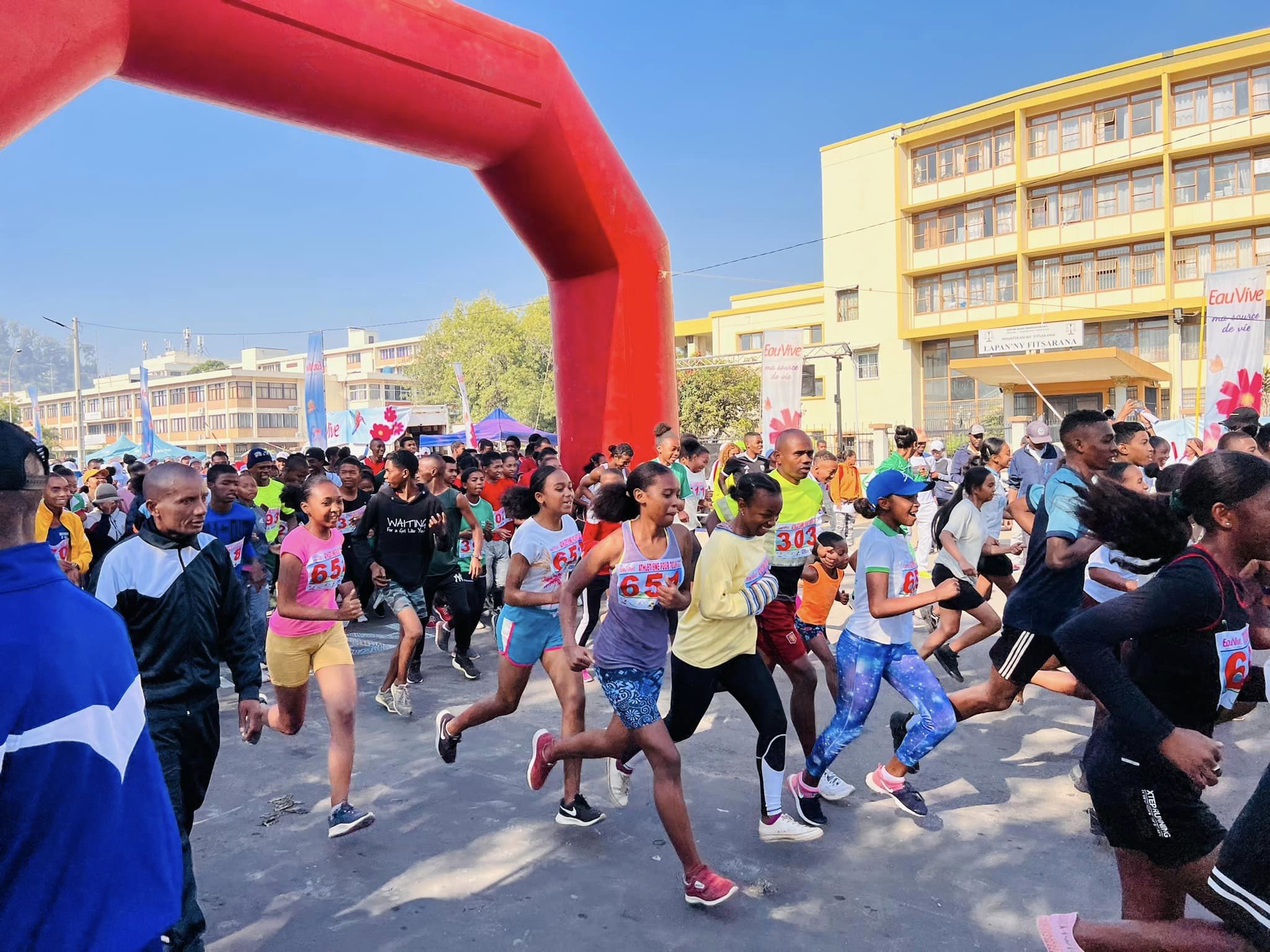 Eau Vive Athlétisme pour tous : un événement sportif inspirant à Antananarivo