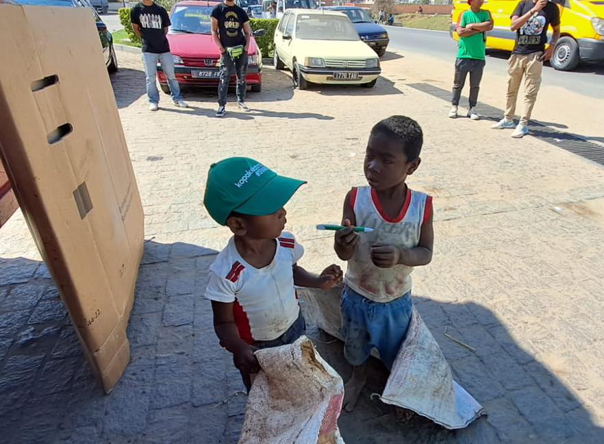 TOUR DE QUARTIER KOPAKELATRA