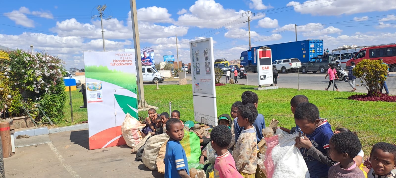 TOUR DE QUARTIER KOPAKELATRA